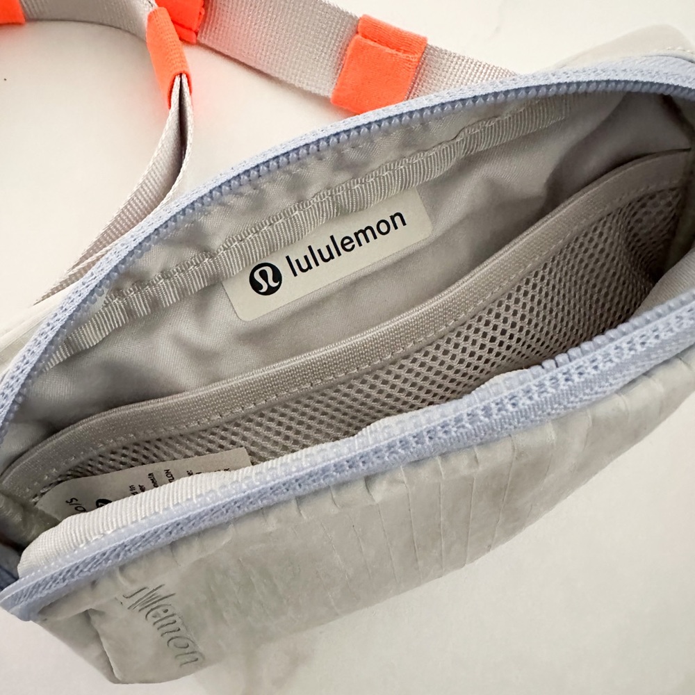 Lululemon athletica mini belt bag (Vapor) - NWOT